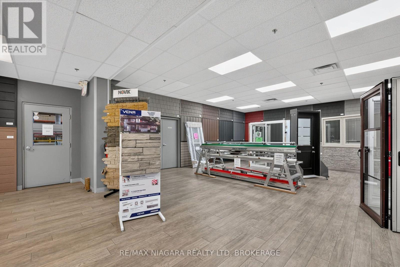 4425 First Avenue N, Niagara Falls, Ontario L2E 4G1 - Photo 8 - X13604350