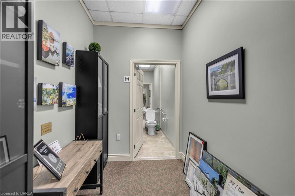 274 King George Road, Brantford, Ontario  N3R 5L6 - Photo 17 - 40853946