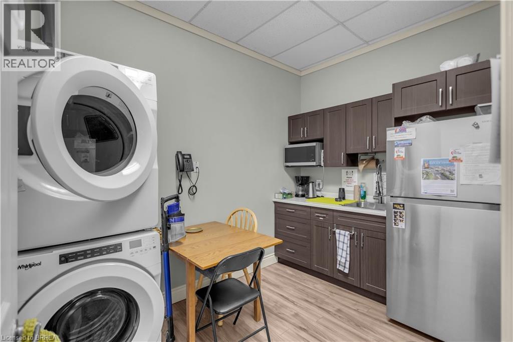 274 King George Road, Brantford, Ontario  N3R 5L6 - Photo 19 - 40853946