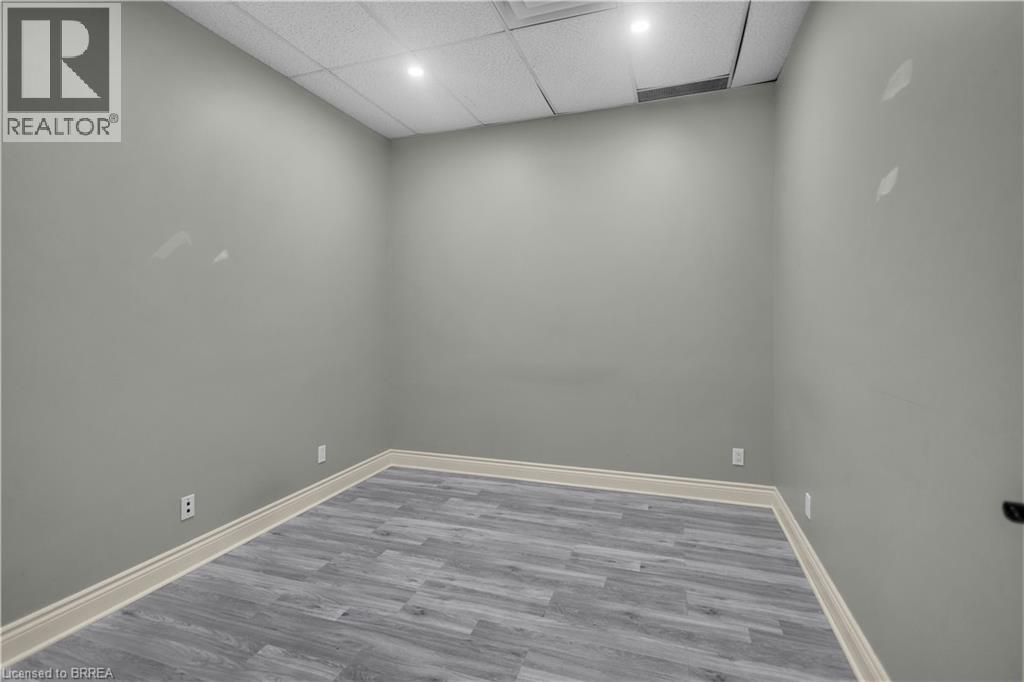 274 King George Road, Brantford, Ontario  N3R 5L6 - Photo 41 - 40853946
