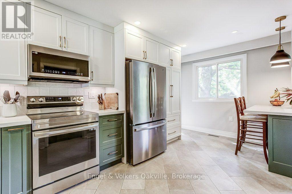 75 Ridge Drive, Oakville, Ontario  L6H 1B7 - Photo 15 - W13650350