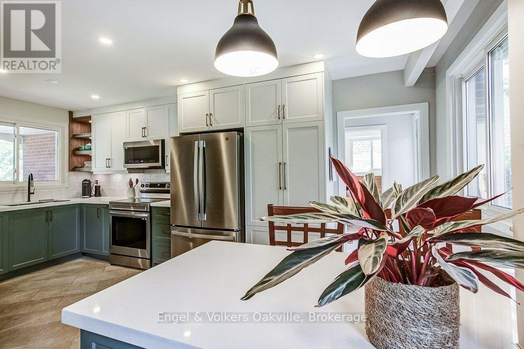 75 Ridge Drive, Oakville, Ontario  L6H 1B7 - Photo 20 - W13650350