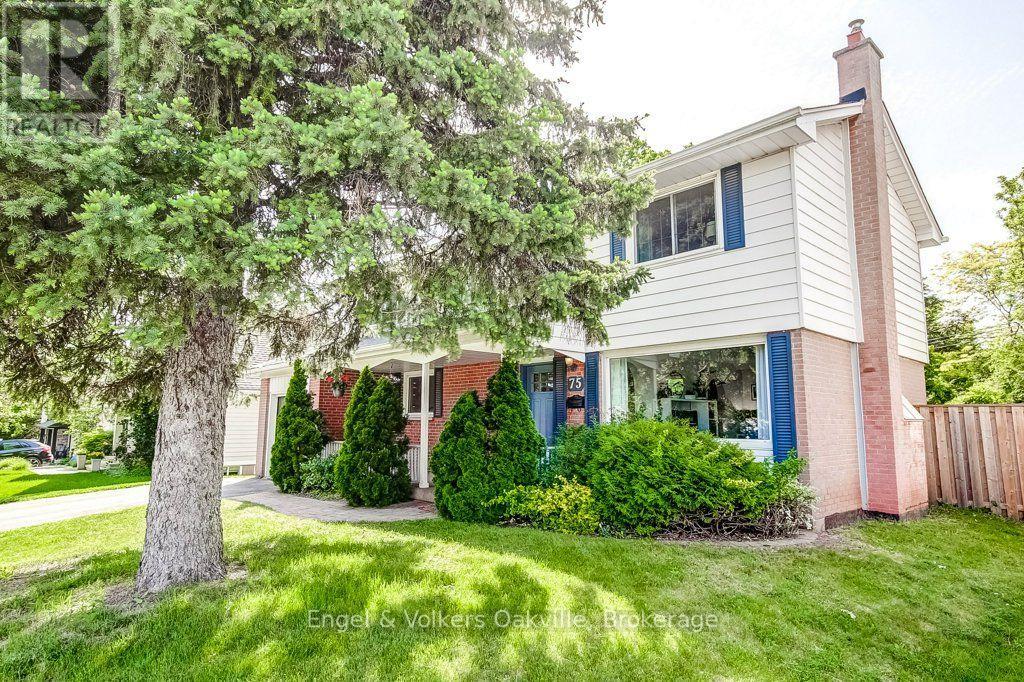 75 Ridge Drive, Oakville, Ontario  L6H 1B7 - Photo 3 - W13650350