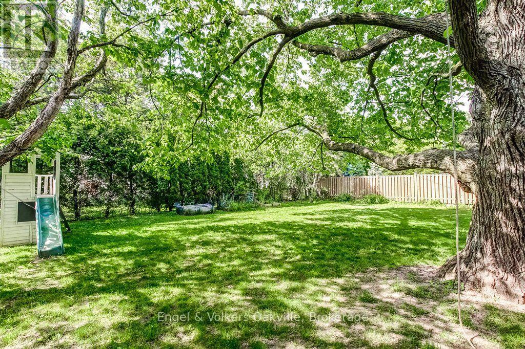75 Ridge Drive, Oakville, Ontario  L6H 1B7 - Photo 46 - W13650350