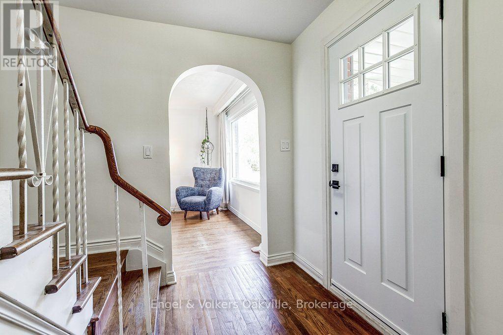 75 Ridge Drive, Oakville, Ontario  L6H 1B7 - Photo 6 - W13650350