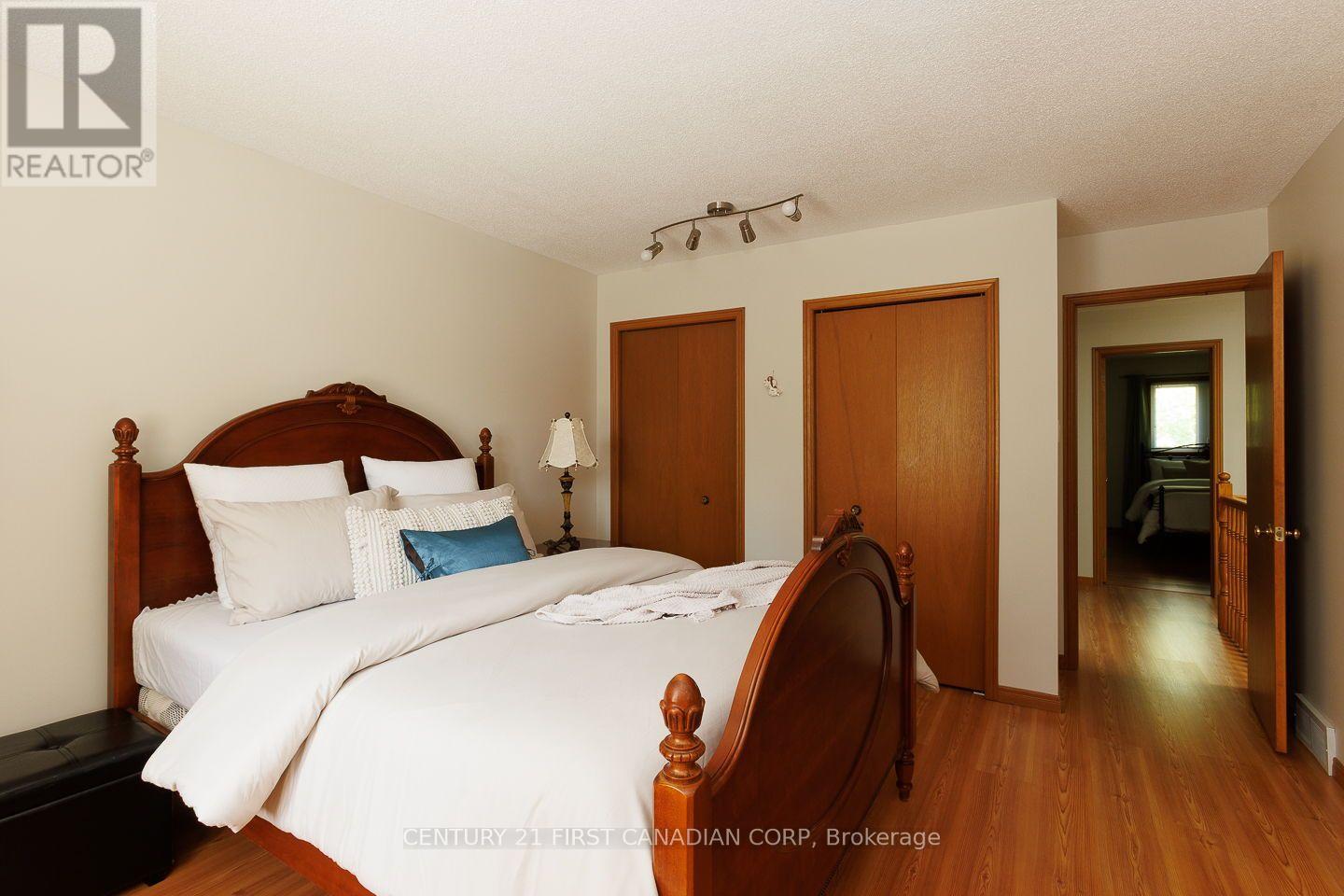 255 Deveron Crescent, London South, Ontario  N5Z 4N2 - Photo 23 - X13638370