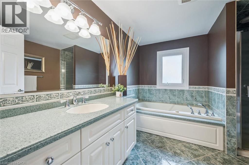 119 Sandy Ridge Place, Waterloo, Ontario  N2T 1C5 - Photo 17 - 40854026