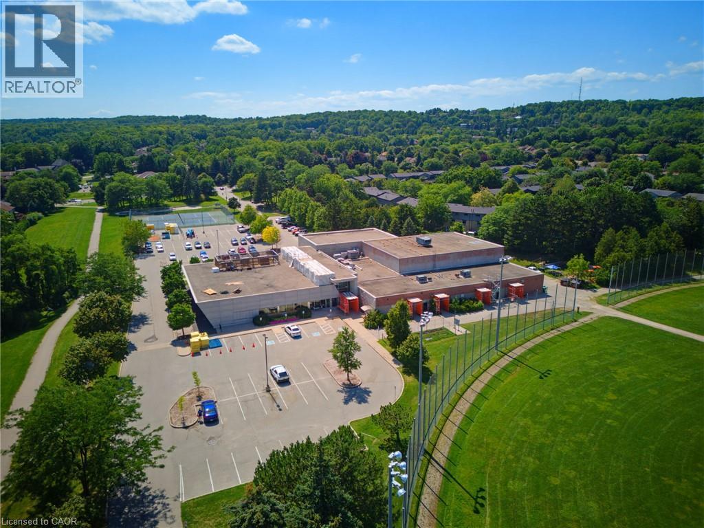 2325 Duncaster Drive, Burlington, Ontario  L7P 4C3 - Photo 4 - 40853944