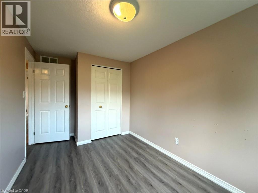 300 Activa Avenue, Kitchener, Ontario  N2E 3V1 - Photo 15 - 40853763