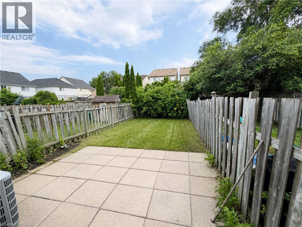 300 Activa Avenue, Kitchener, Ontario  N2E 3V1 - Photo 8 - 40853763