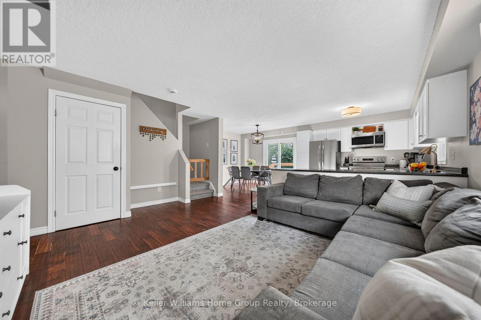 284 Millburn Boulevard, Centre Wellington (Fergus), Ontario  N1M 3S3 - Photo 10 - X13650344