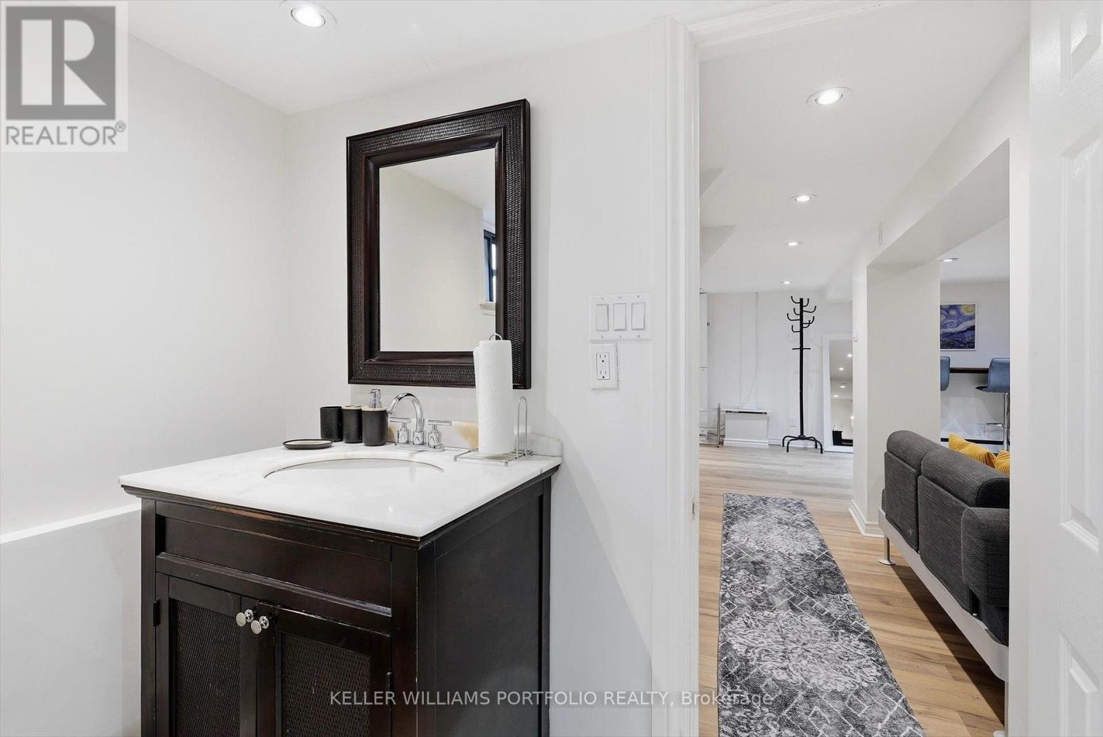 222 Hillsdale Avenue E, Toronto, Ontario  M4S 1T6 - Photo 37 - C13650214