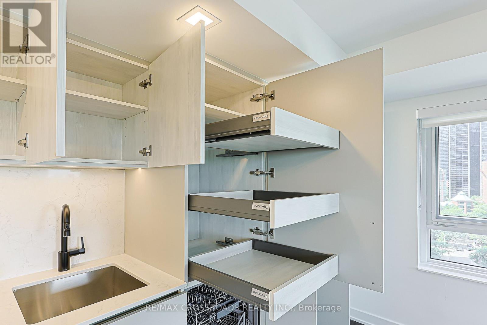 1204 - 609 Sherbourne Street, Toronto, Ontario  M4X 0A4 - Photo 13 - C13650298