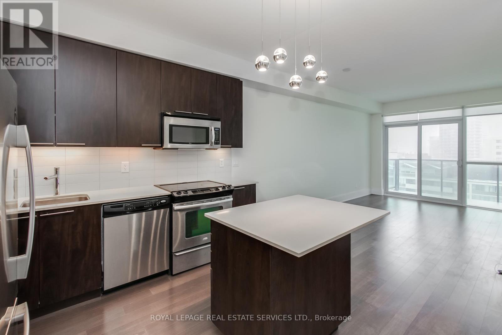 1408 - 25 Broadway Avenue, Toronto, Ontario  M4P 1T7 - Photo 3 - C13650306