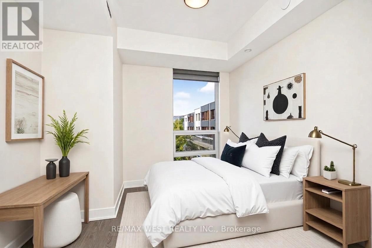 203 - 80 Vanauley Street, Toronto, Ontario  M5T 0C9 - Photo 4 - C13650320