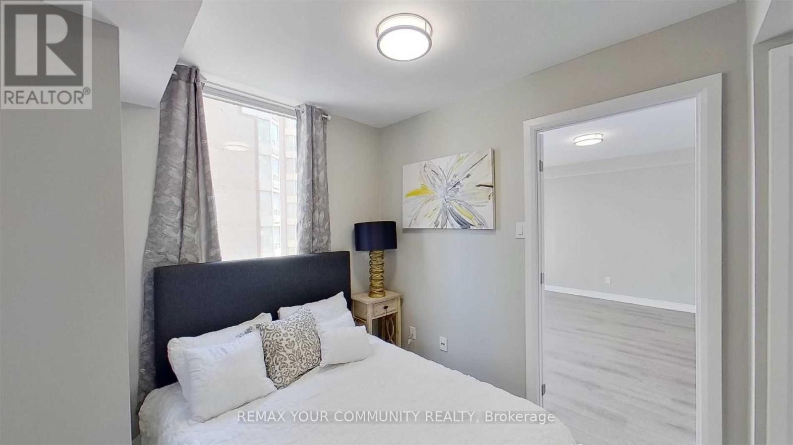 1601 - 55 Centre Avenue, Toronto, Ontario  M5G 2H5 - Photo 10 - C13650352