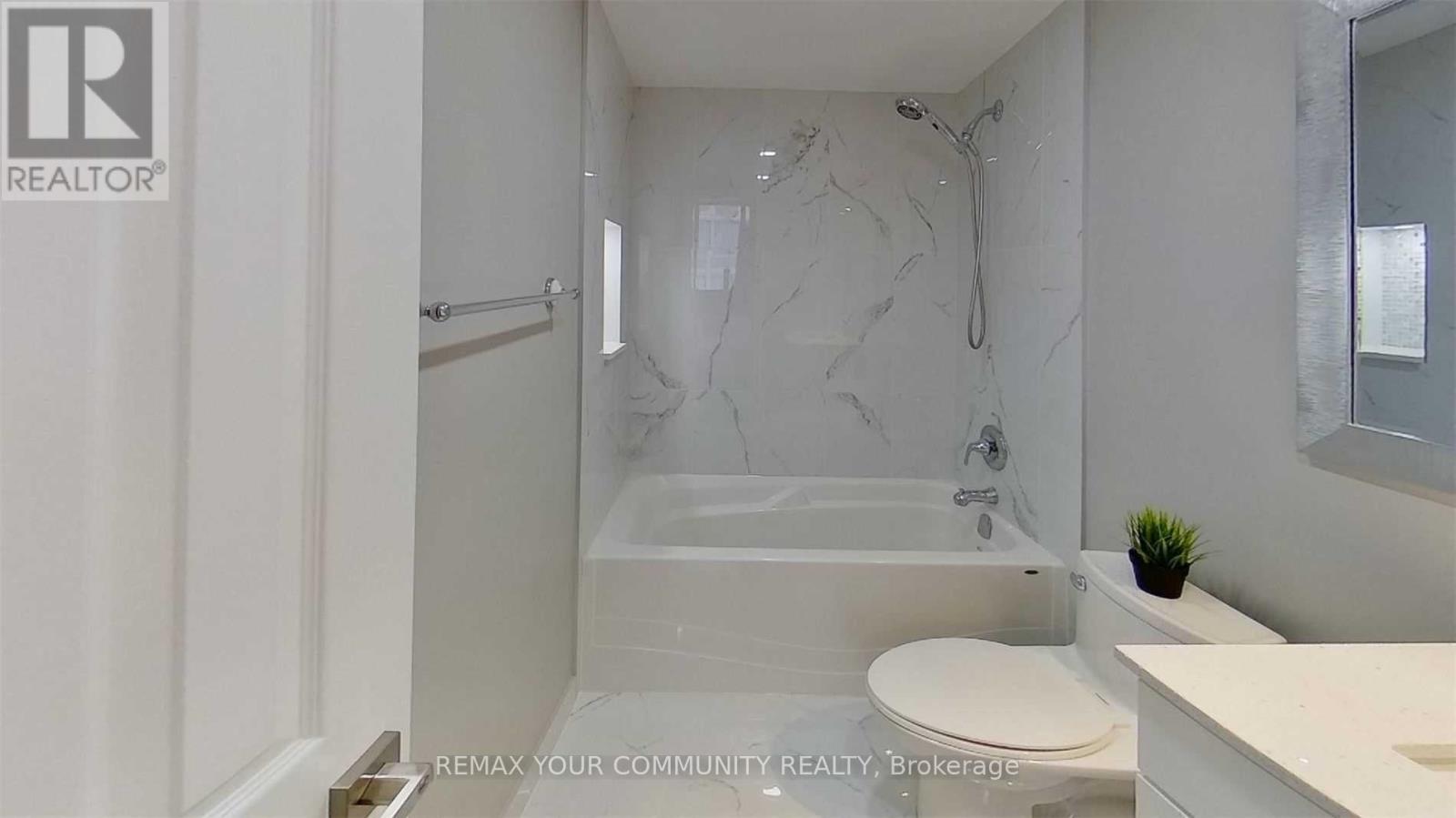 1601 - 55 Centre Avenue, Toronto, Ontario  M5G 2H5 - Photo 13 - C13650352