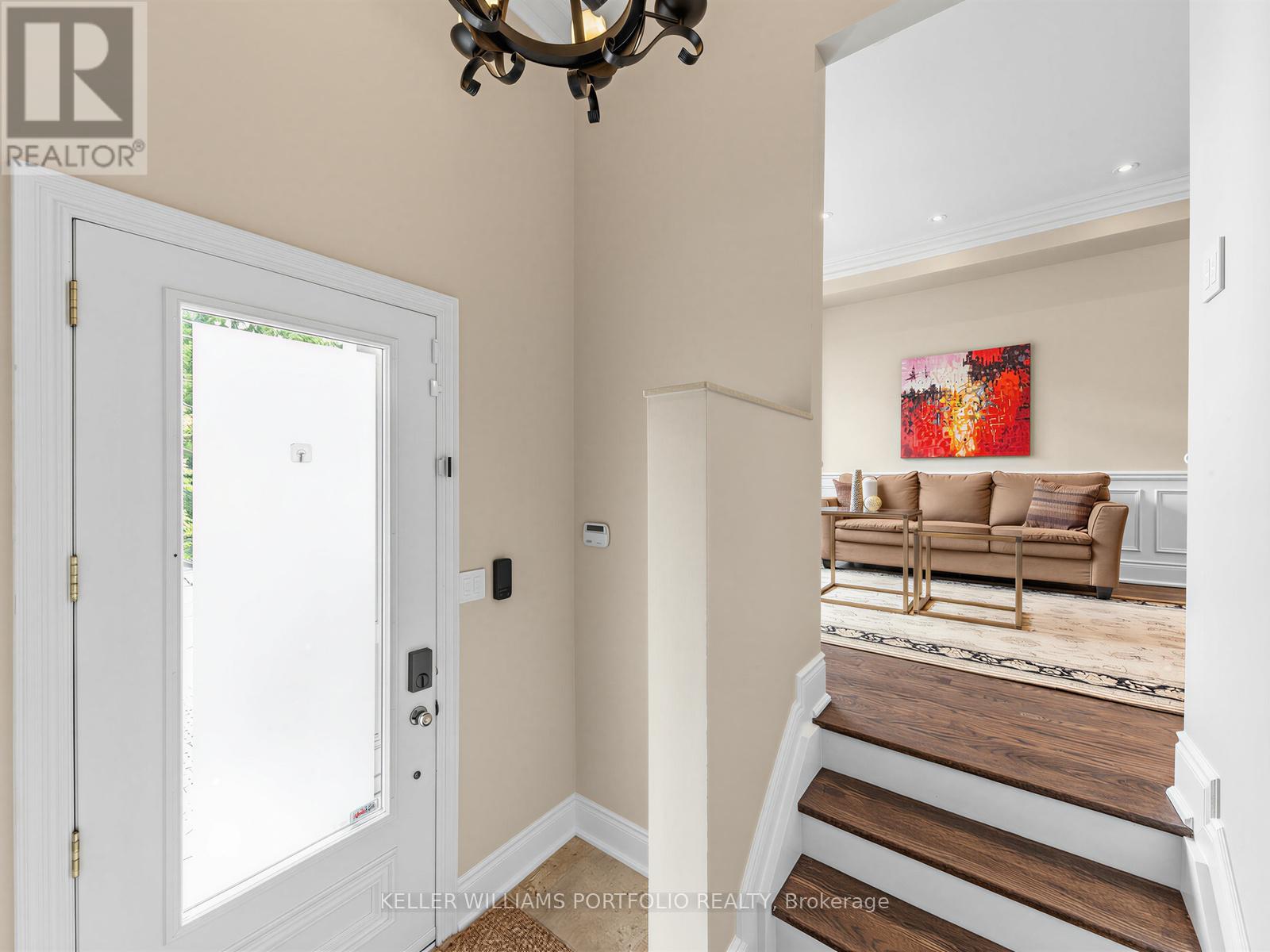 21 Albertus Avenue, Toronto, Ontario  M4R 1J5 - Photo 4 - C13650358