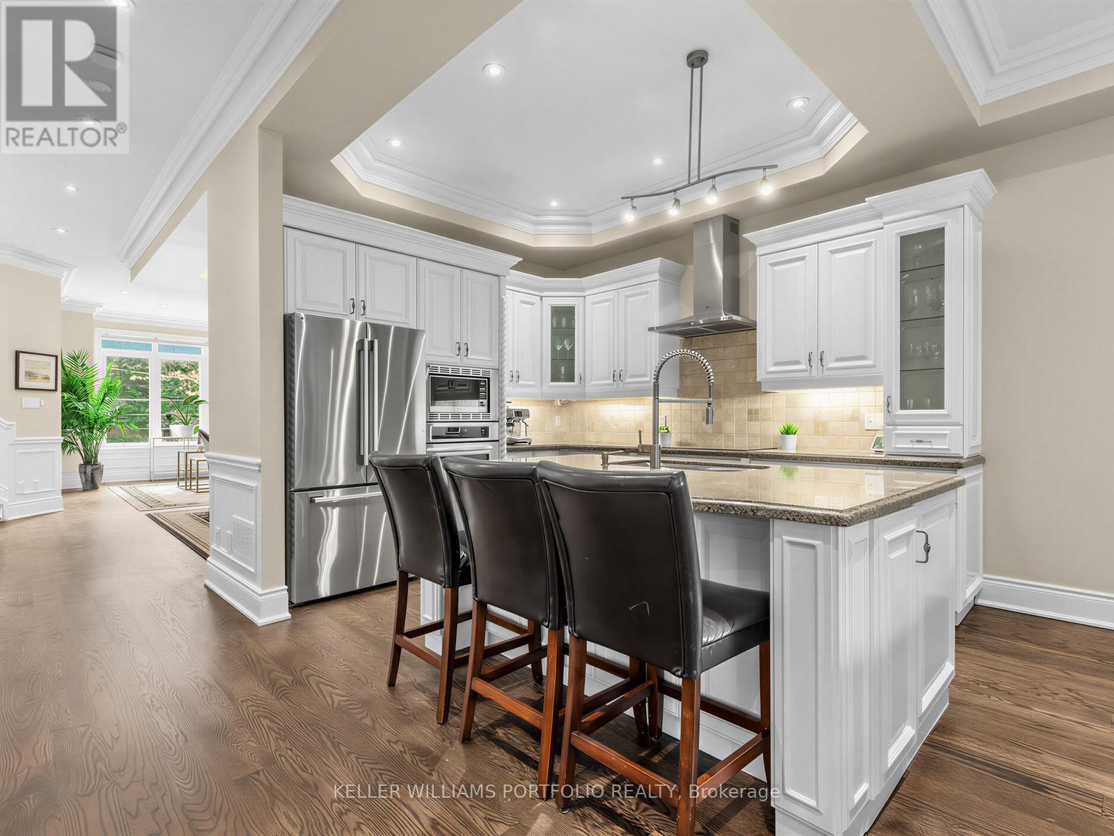 21 Albertus Avenue, Toronto, Ontario  M4R 1J5 - Photo 9 - C13650358