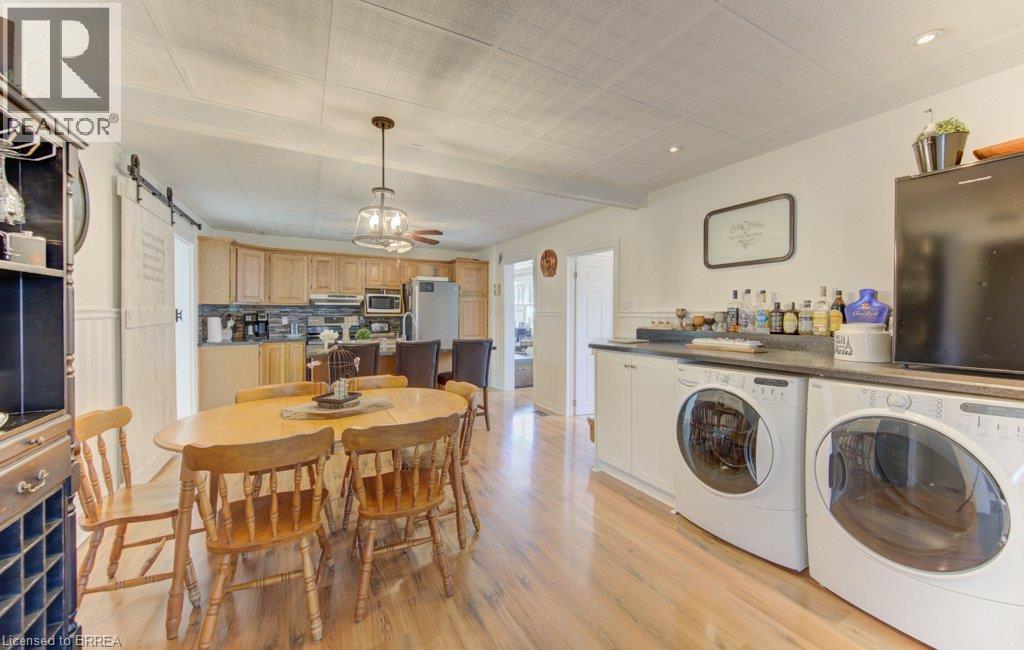 4 Wellington Street, Paris, Ontario  N3L 1S4 - Photo 18 - 40854087
