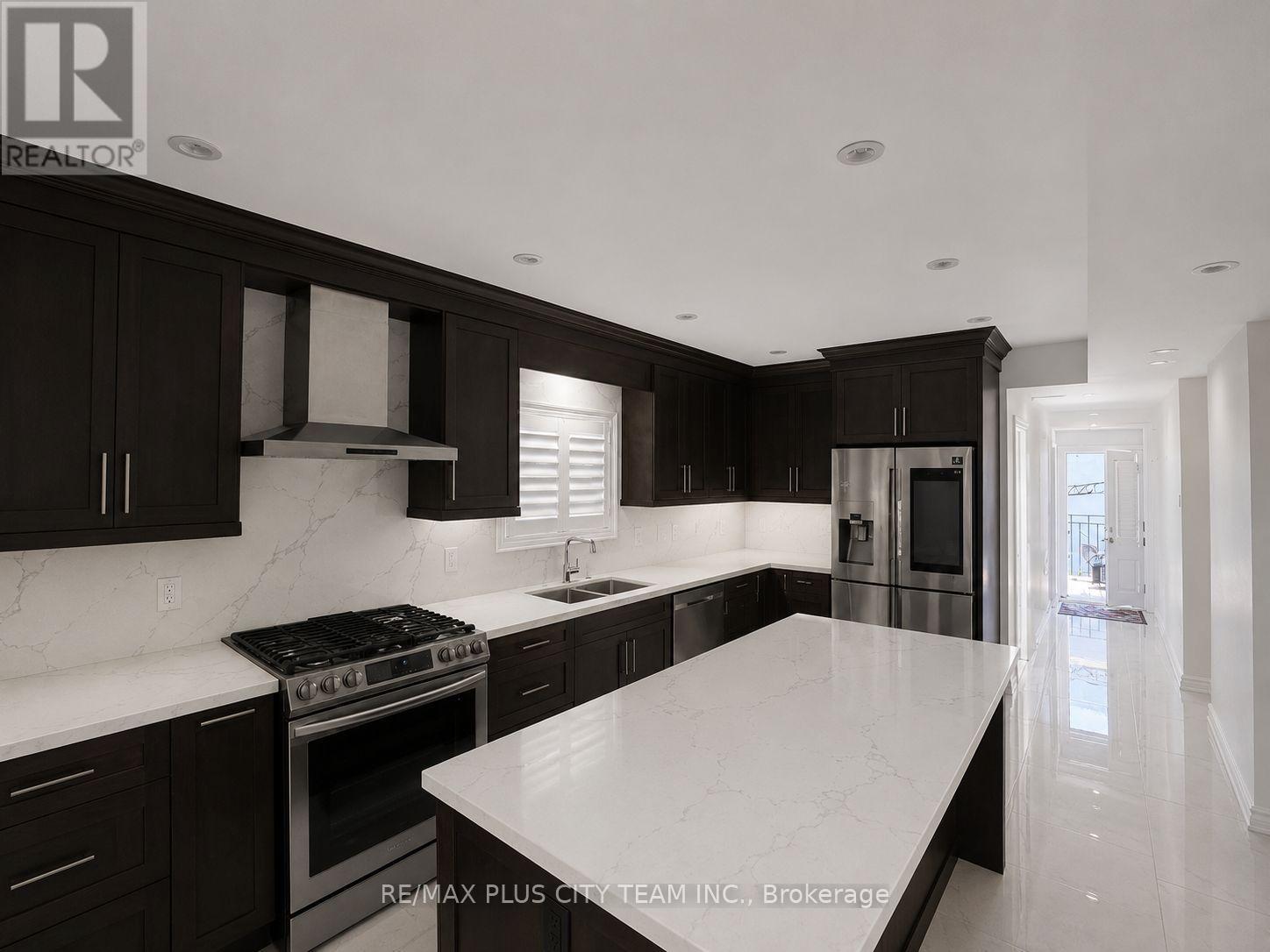 A - 1027 Pape Avenue, Toronto, Ontario  M4K 3W1 - Photo 2 - E13650206