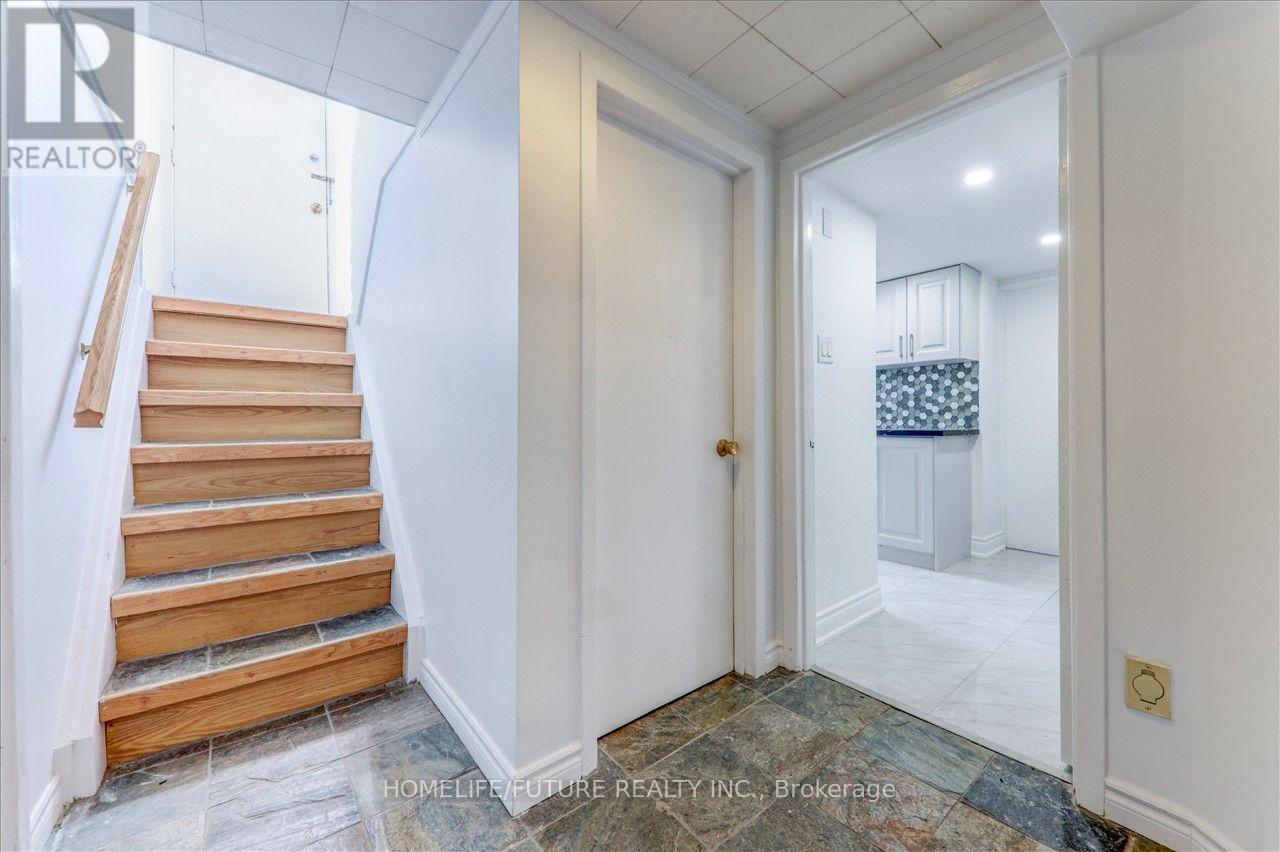 Bsmt - 53 Dennett Drive, Toronto, Ontario  M1S 2E8 - Photo 3 - E13650244