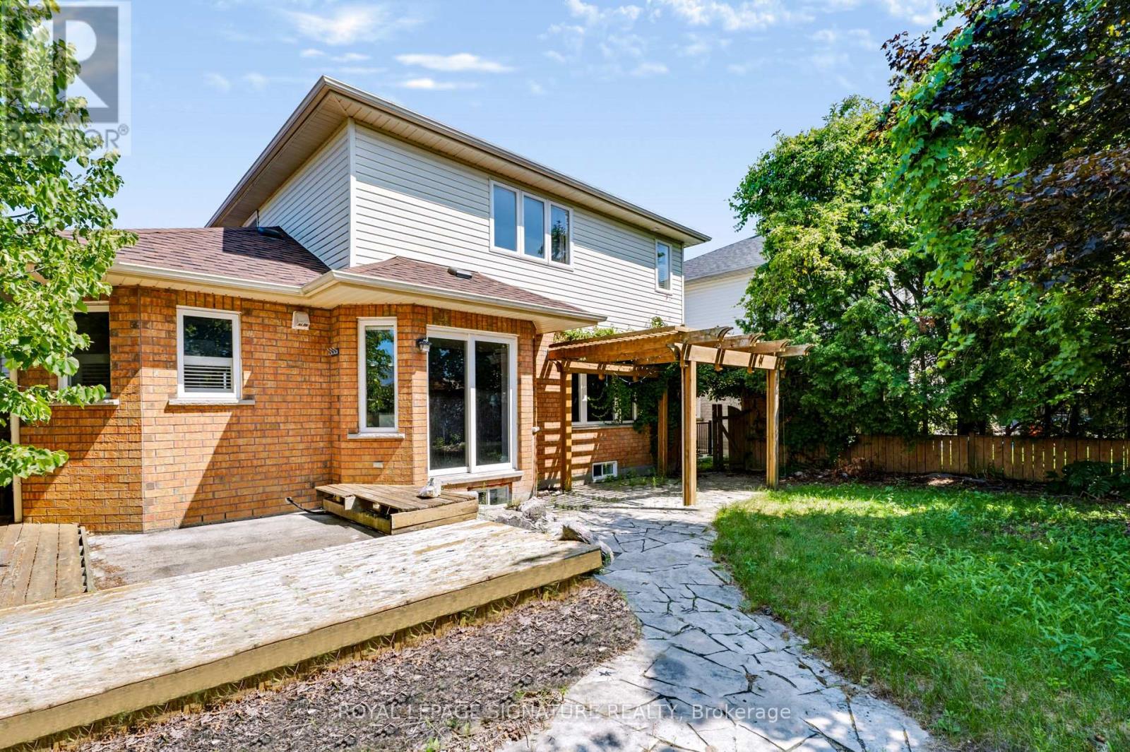 94 Niagara Drive, Oshawa, Ontario  L1G 8A5 - Photo 29 - E13650252