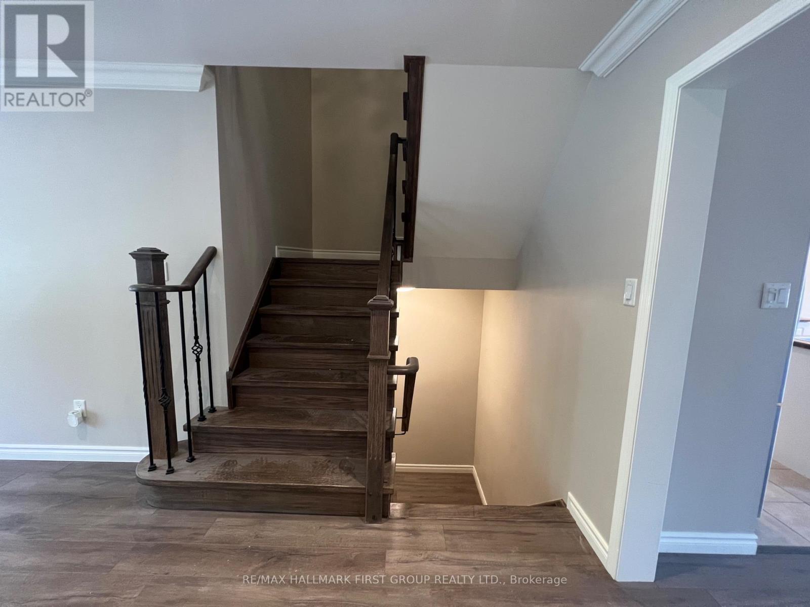 2424 Tillings Road, Pickering, Ontario  L1X 0B6 - Photo 17 - E13650286