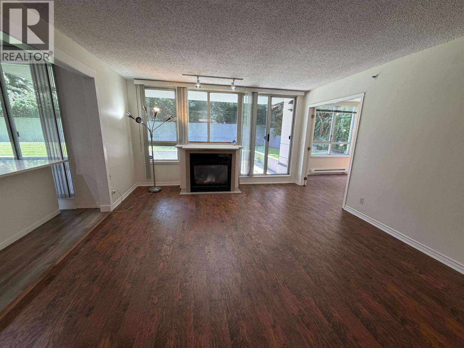 104 555 Austin Avenue, Coquitlam, British Columbia V3K 6R8 - Photo 2 - R3153649