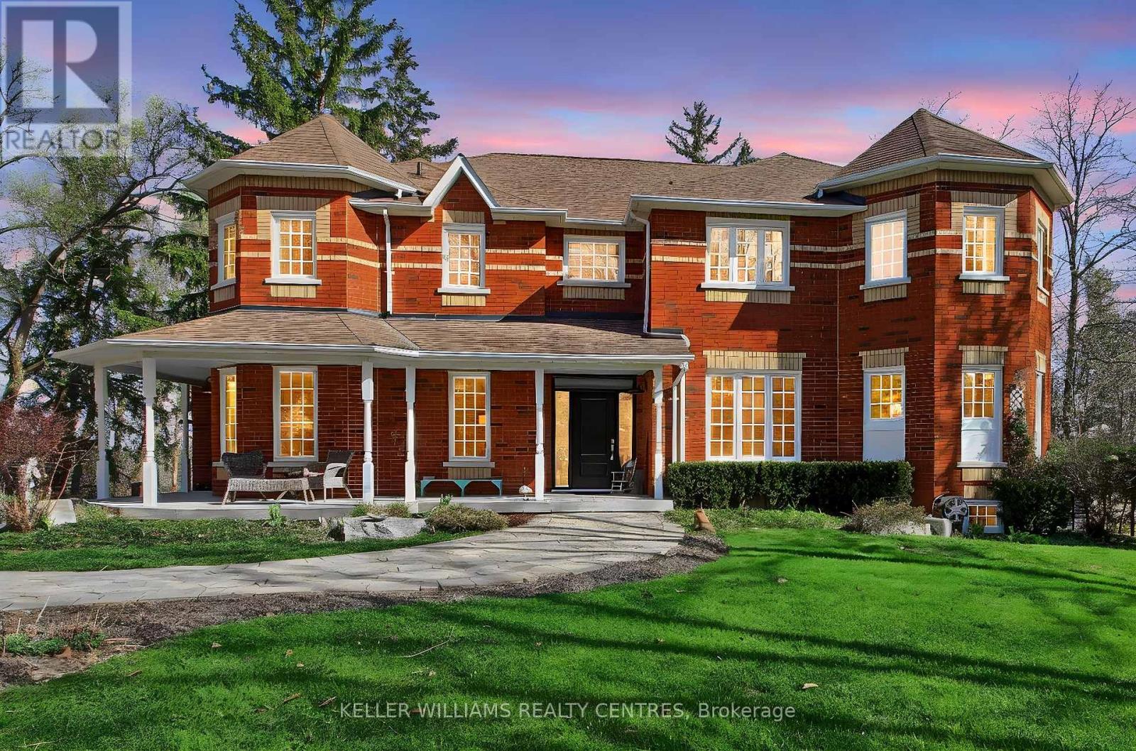 276 Ridge Road, Aurora, Ontario  L4G 0M3 - Photo 1 - N13650104