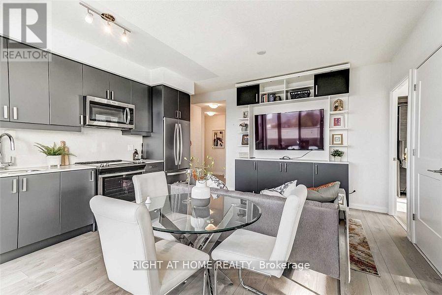 213 - 7895 Jane Street, Vaughan (Concord), Ontario  L4K 0K2 - Photo 4 - N13650122