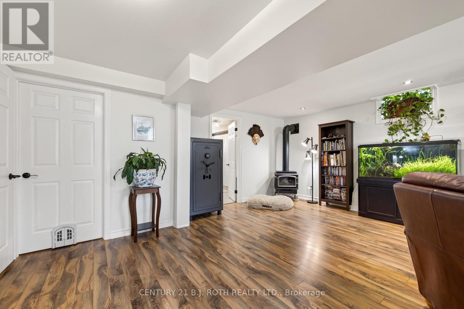 22 Michael Street, Essa, Ontario  L0M 1B2 - Photo 19 - N13650146