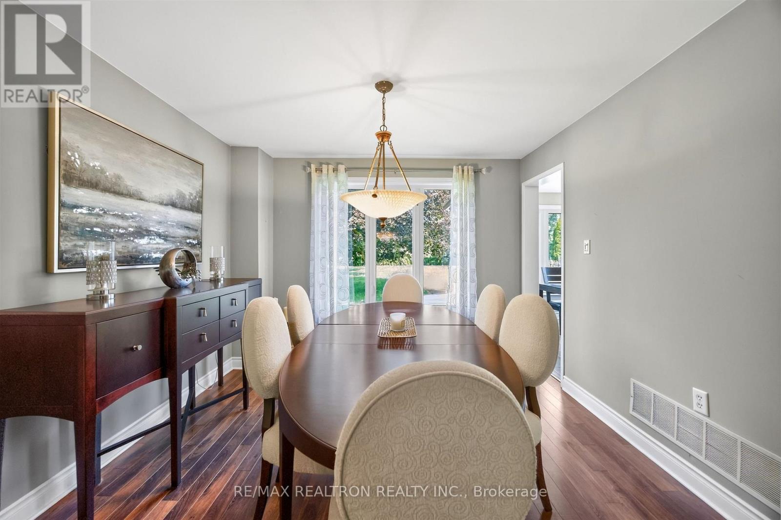 47 Maple Way, East Gwillimbury, Ontario  L0G 1V0 - Photo 11 - N13650302