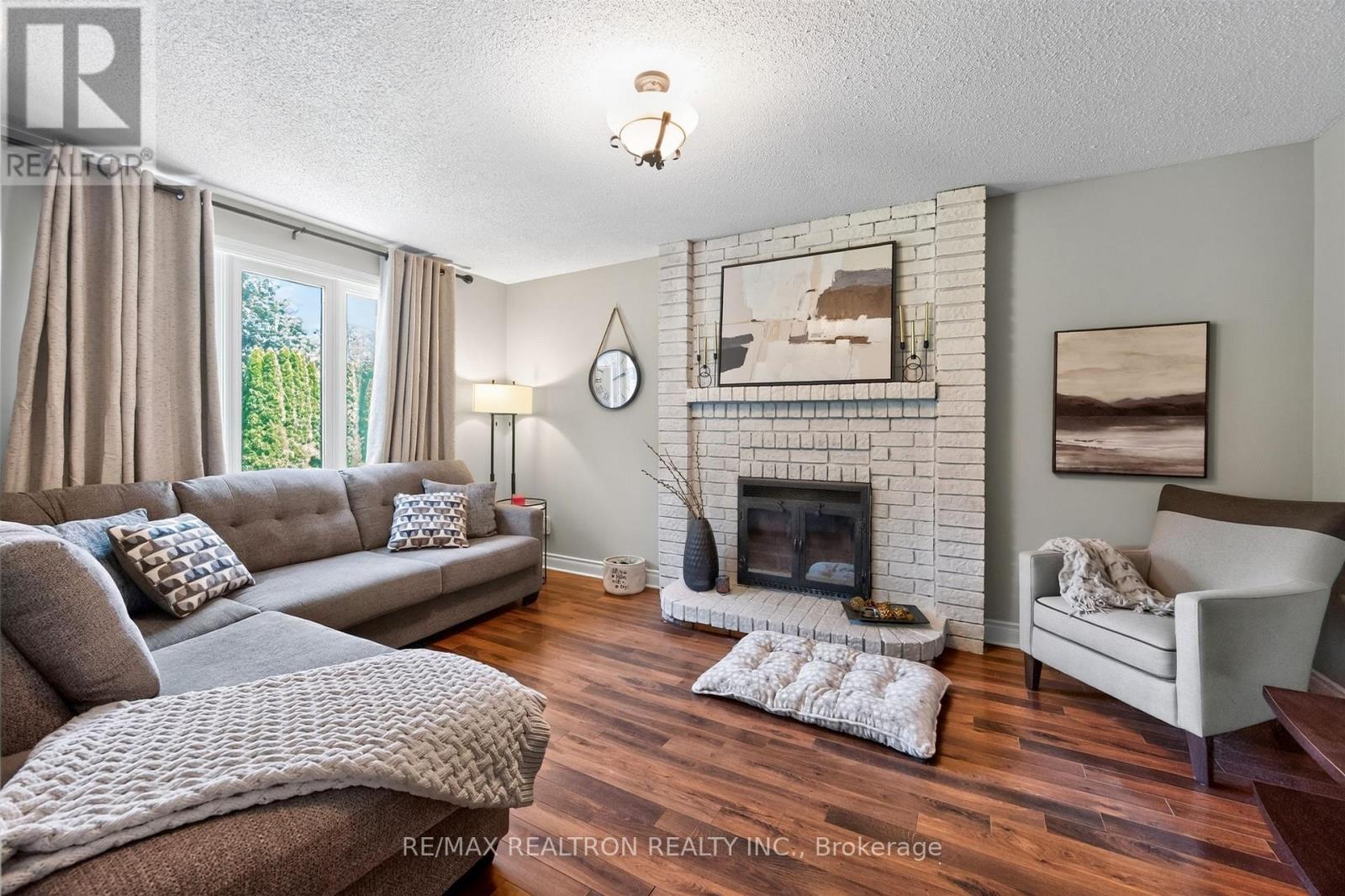 47 Maple Way, East Gwillimbury, Ontario  L0G 1V0 - Photo 19 - N13650302