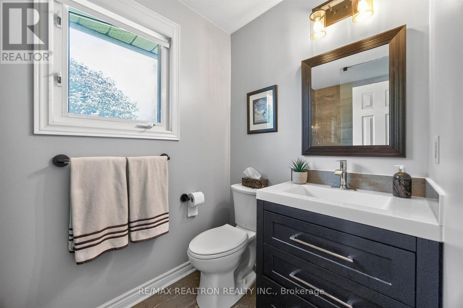 47 Maple Way, East Gwillimbury, Ontario  L0G 1V0 - Photo 26 - N13650302