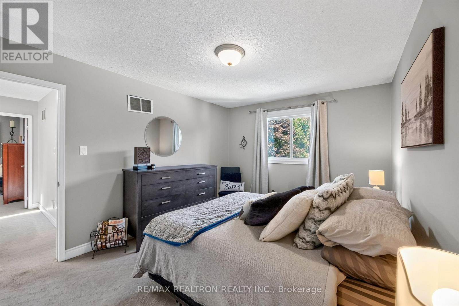 47 Maple Way, East Gwillimbury, Ontario  L0G 1V0 - Photo 29 - N13650302