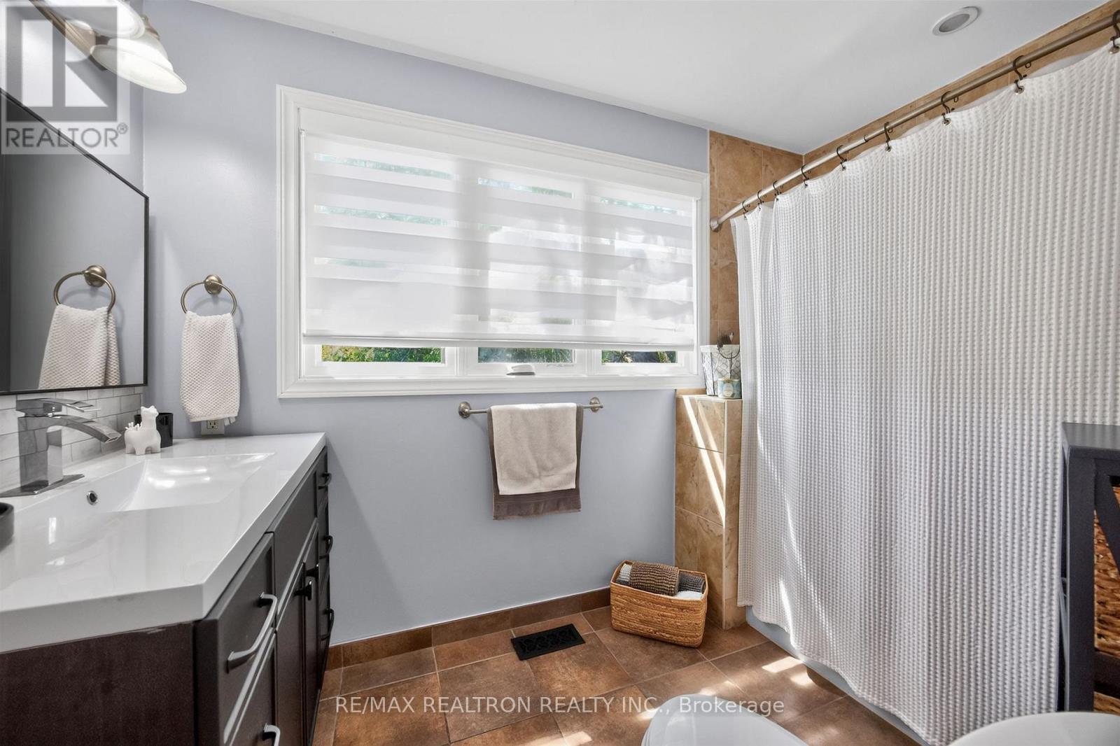 47 Maple Way, East Gwillimbury, Ontario  L0G 1V0 - Photo 35 - N13650302