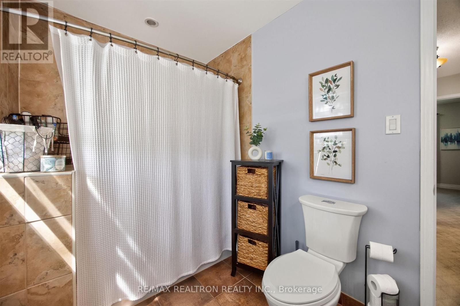 47 Maple Way, East Gwillimbury, Ontario  L0G 1V0 - Photo 36 - N13650302