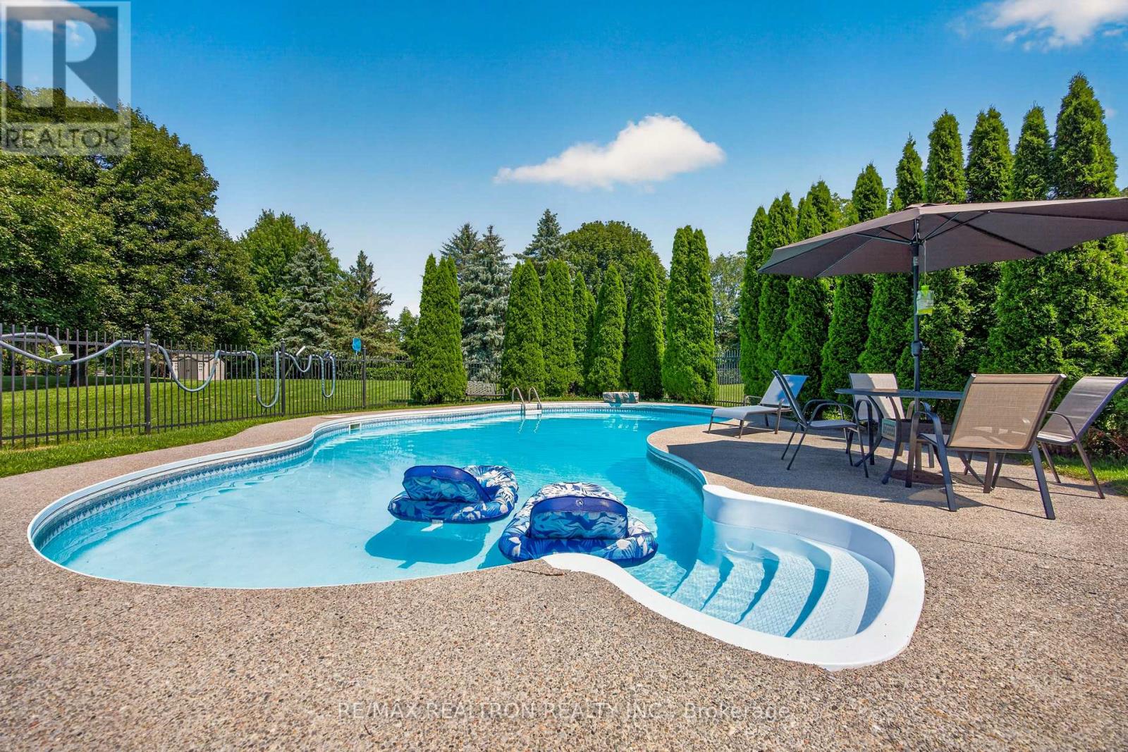 47 Maple Way, East Gwillimbury, Ontario  L0G 1V0 - Photo 46 - N13650302