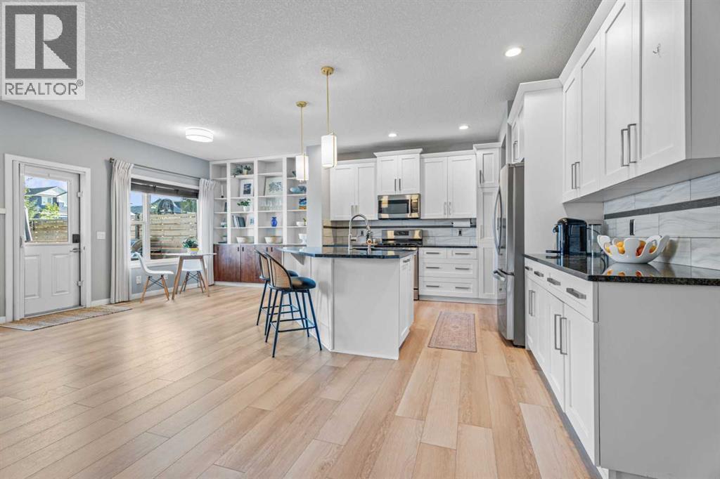 6 Storm Mountain Place, Okotoks, Alberta  T1S 0L6 - Photo 12 - A2333482