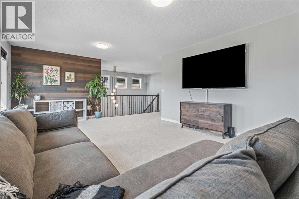 6 Storm Mountain Place, Okotoks, Alberta  T1S 0L6 - Photo 23 - A2333482
