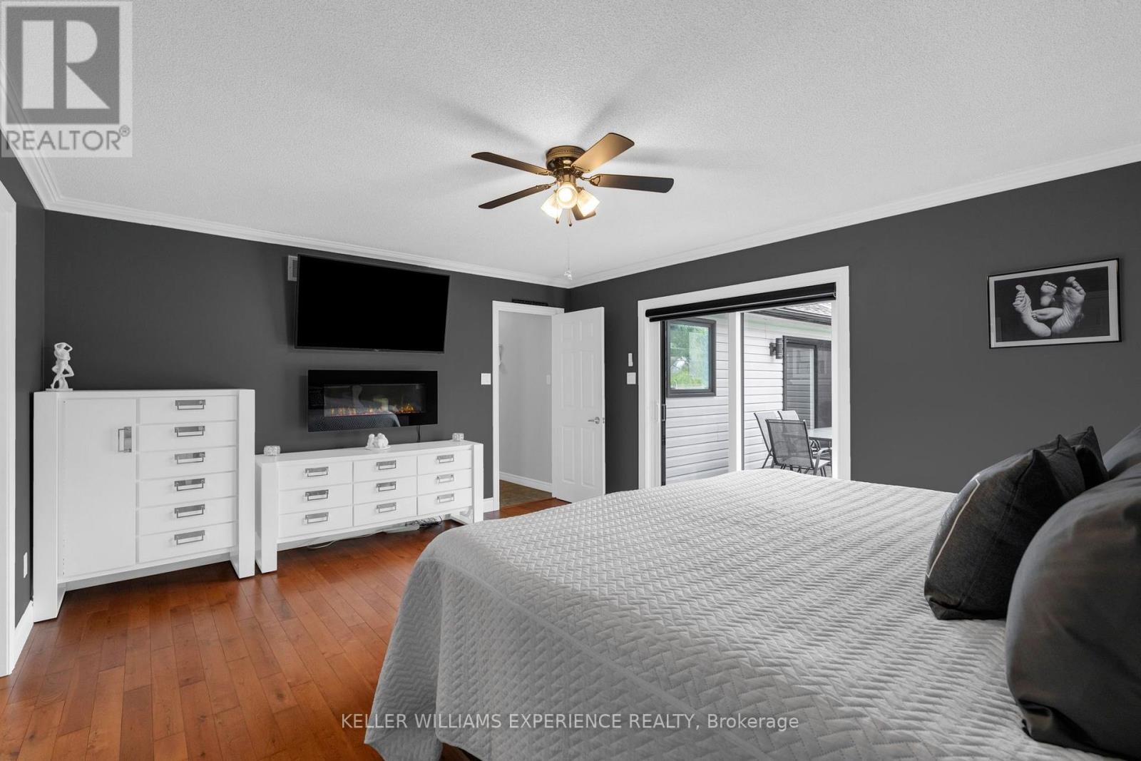 4 Downer Crescent, Wasaga Beach, Ontario  L9Z 1B9 - Photo 14 - S13650154