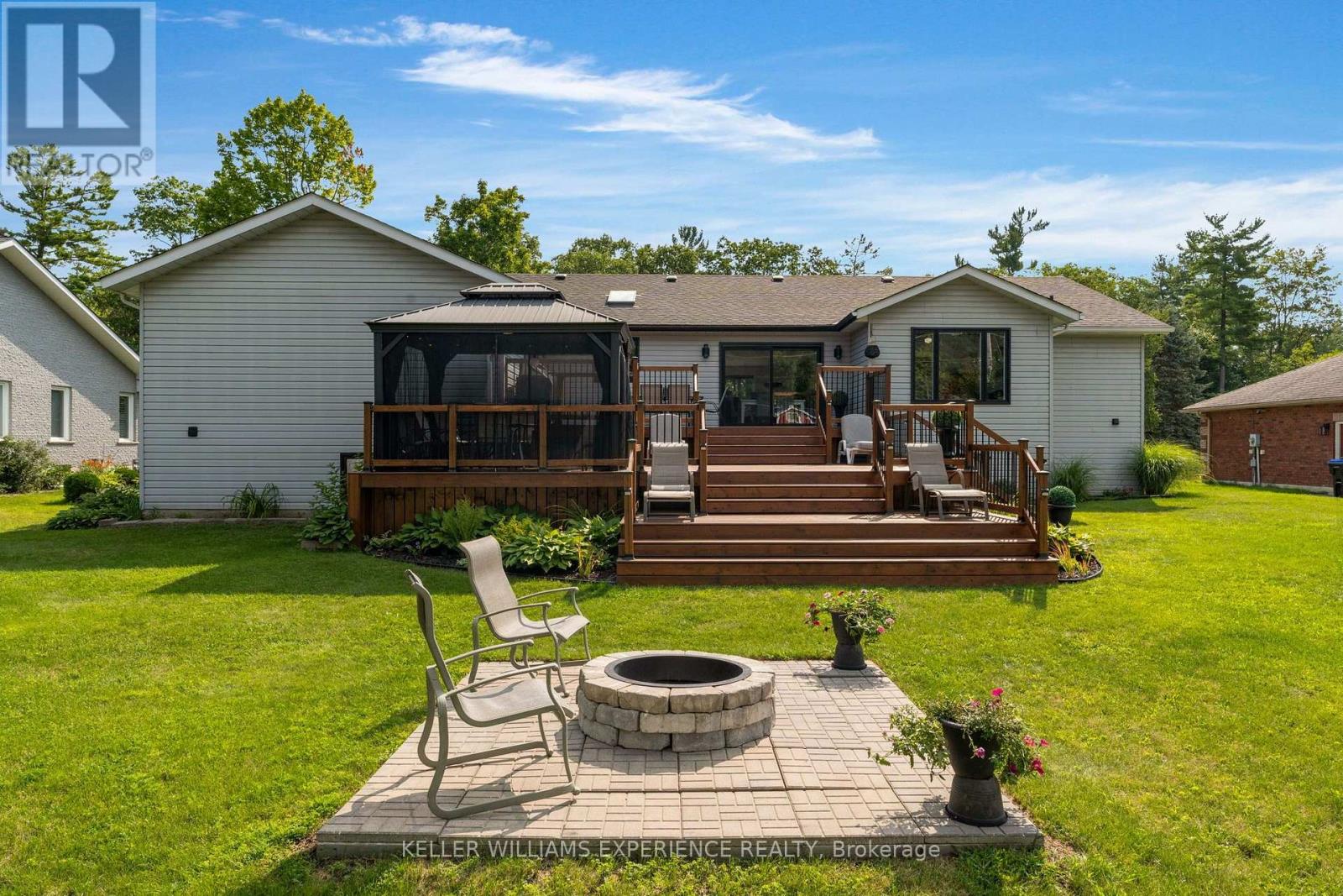 4 Downer Crescent, Wasaga Beach, Ontario  L9Z 1B9 - Photo 26 - S13650154