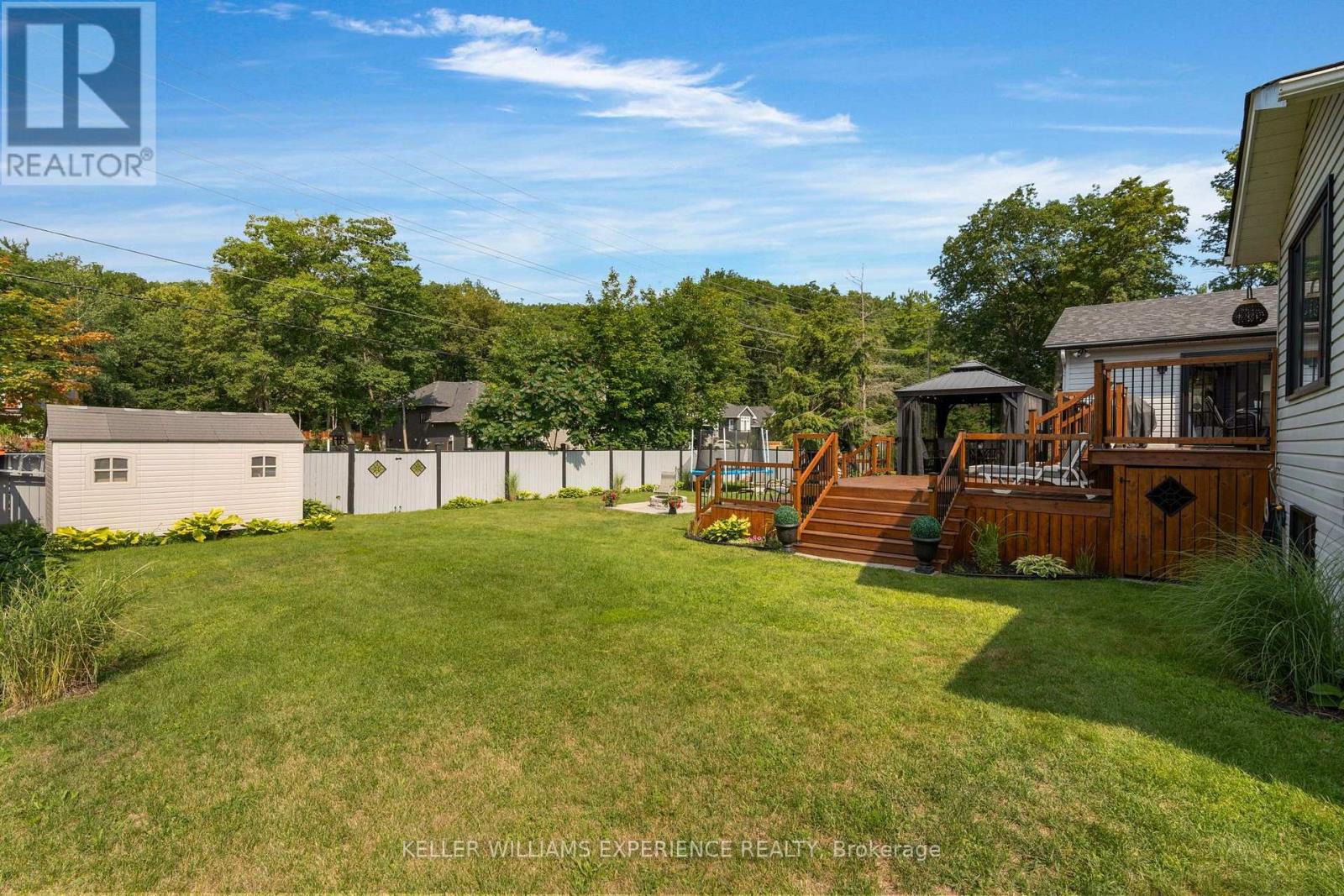 4 Downer Crescent, Wasaga Beach, Ontario  L9Z 1B9 - Photo 28 - S13650154