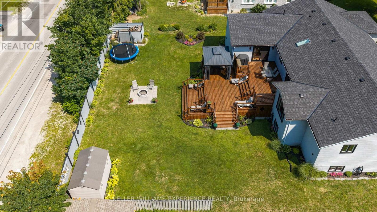 4 Downer Crescent, Wasaga Beach, Ontario  L9Z 1B9 - Photo 31 - S13650154