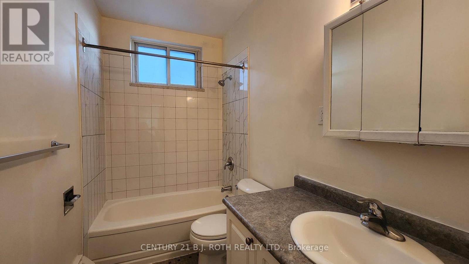 808 - 37 Peel Street, Barrie (Codrington), Ontario  L4M 3L1 - Photo 13 - S13650392