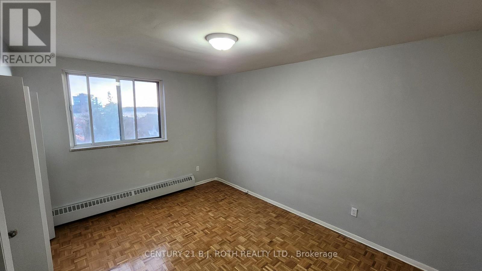 808 - 37 Peel Street, Barrie (Codrington), Ontario  L4M 3L1 - Photo 9 - S13650392