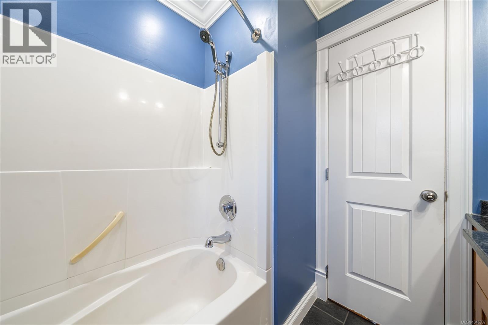 4147 Hawkes Ave, Saanich, British Columbia  V8Z 3Y9 - Photo 15 - 1046337