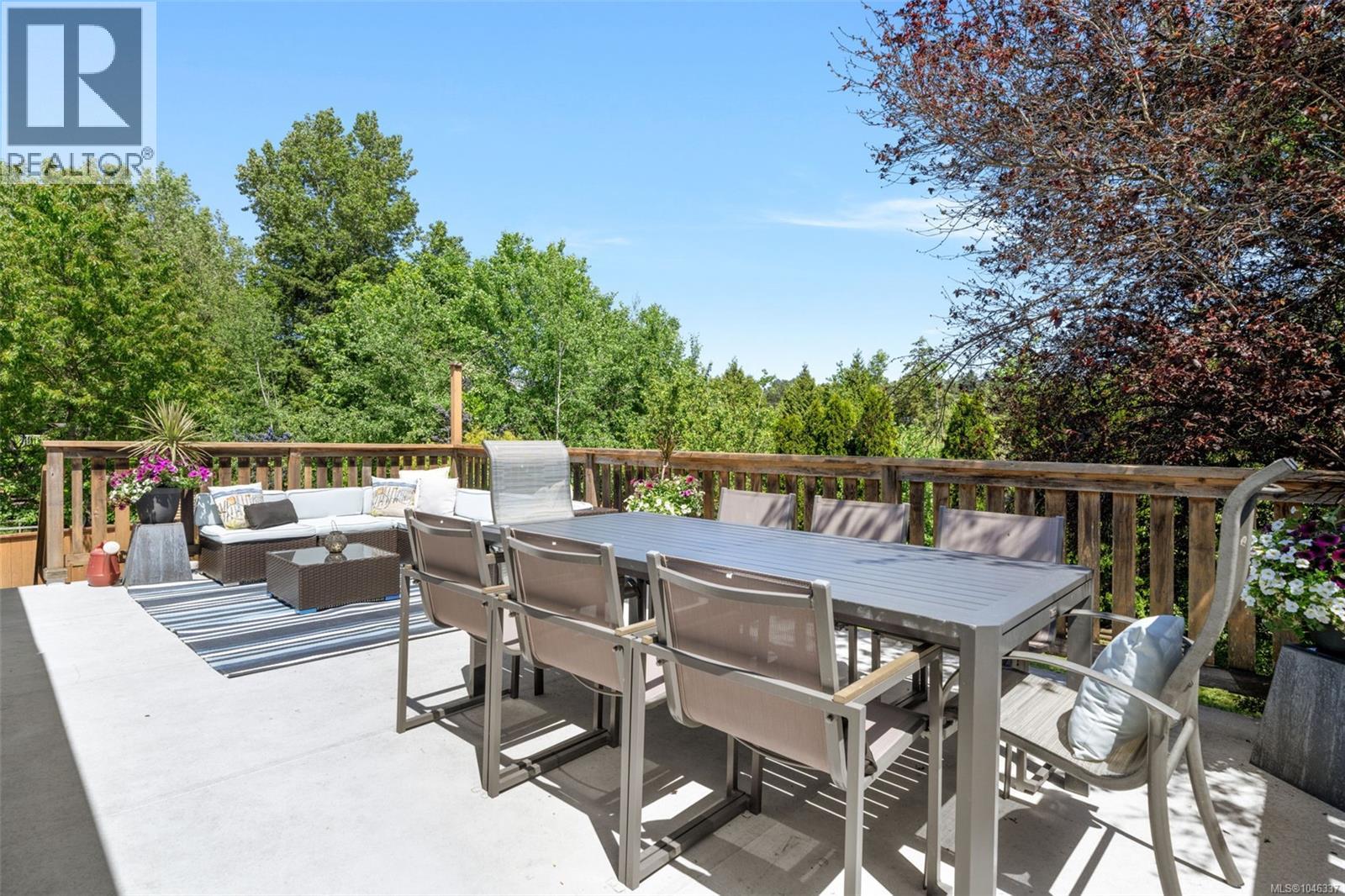 4147 Hawkes Ave, Saanich, British Columbia  V8Z 3Y9 - Photo 17 - 1046337
