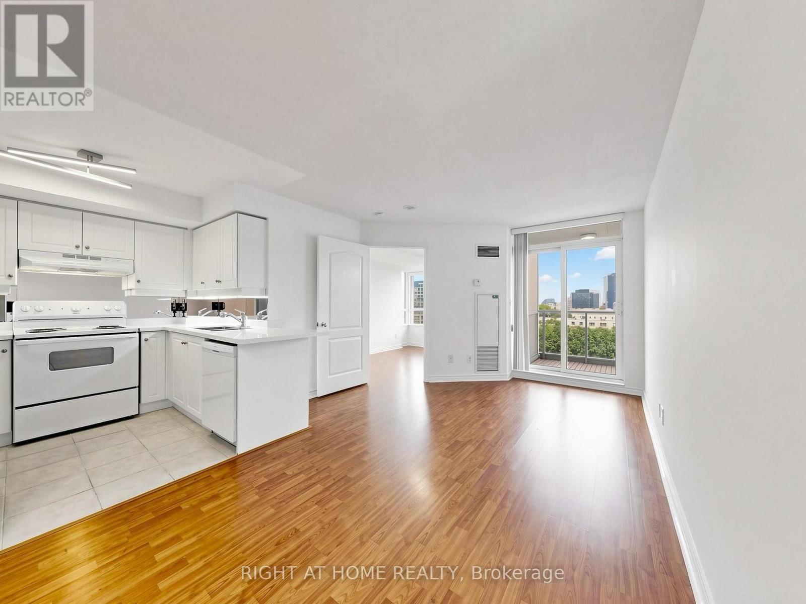 606 - 8 Rean Drive, Toronto, Ontario  M2K 1H1 - Photo 12 - C13648716
